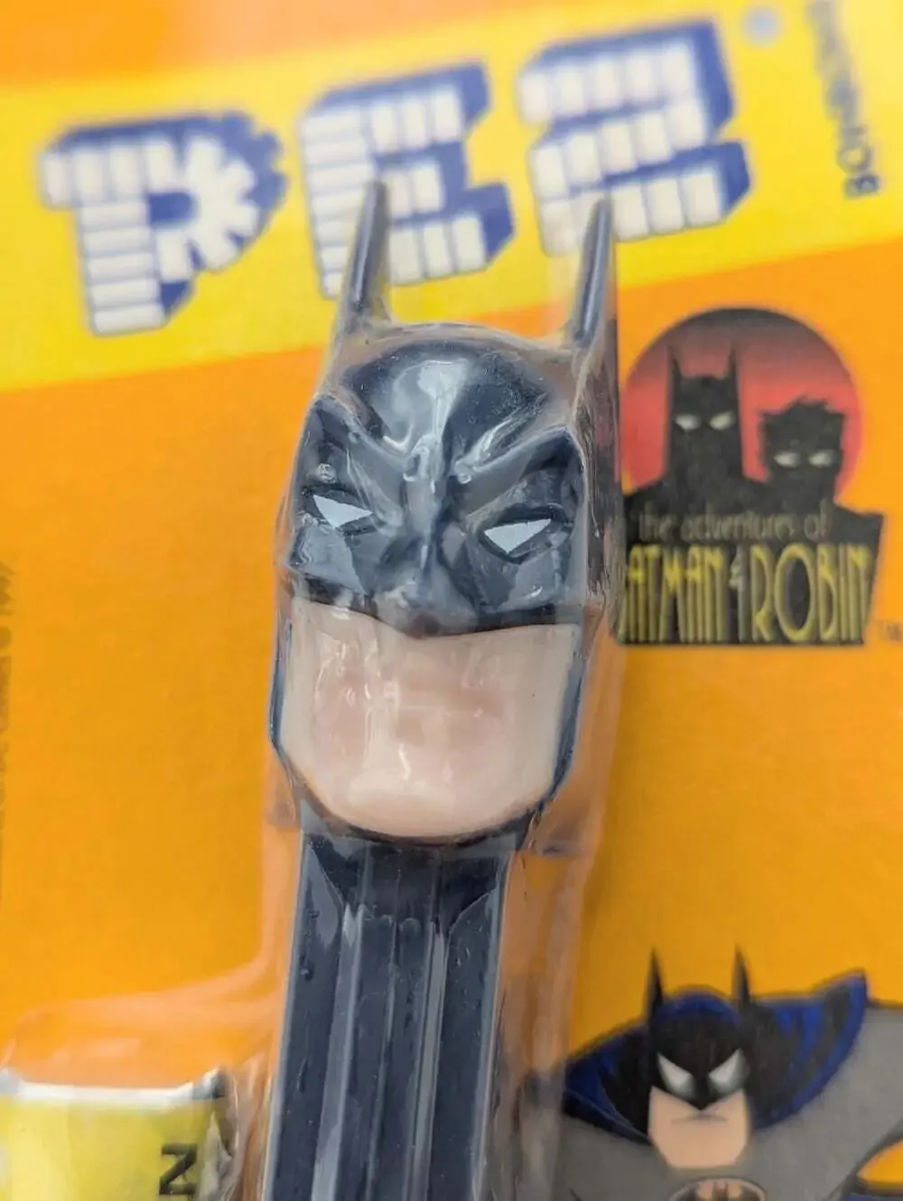UNOPENED PEZ 1997 Vintage Collectible Batman Head Candy Dispenser